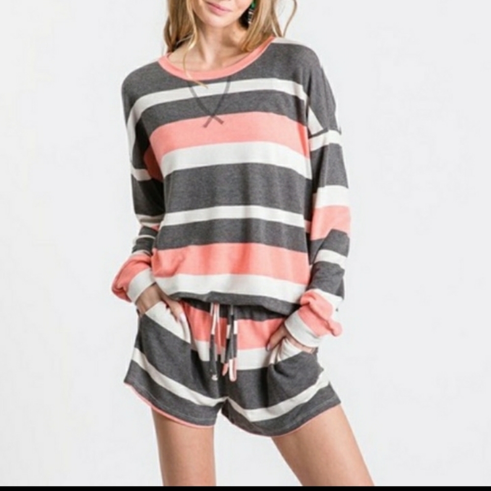 Striped 2-Piece Lounge Short Set - Picture 2 of 7